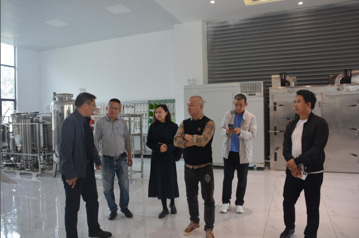 湖北省团餐快餐生产供应协会曾钧秘书长一行莅临熊猫体育集团参观考察